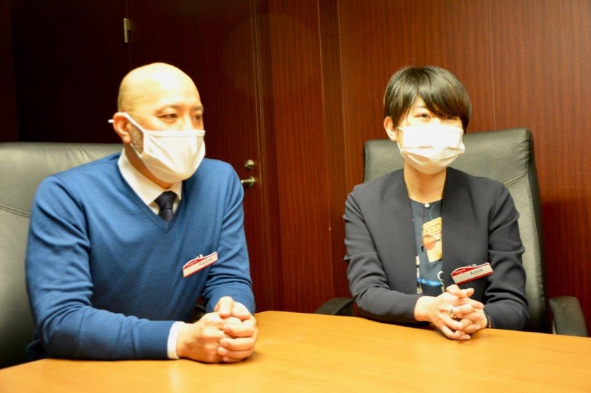 KCJ GROUP 事業開発本部 コンテンツ部 杉原和馬さん（左）、同・小寺 恩さん（右）