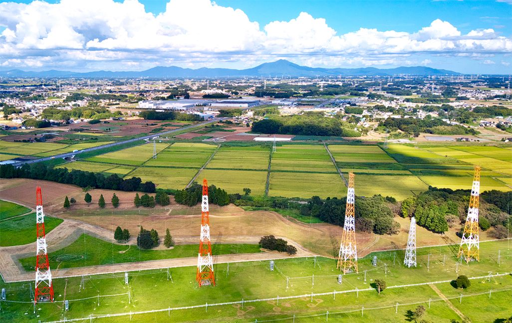 「KDDI八俣送信所」