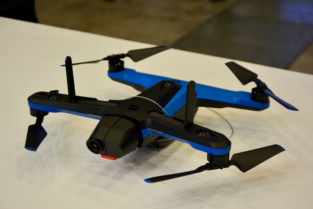 自律飛行型ドローン「Skydio 2+」