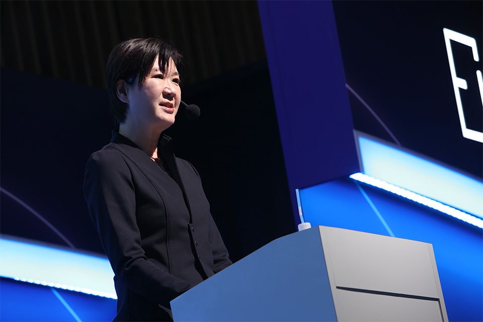 KDDI 取締役執行役員専務 CFO コーポレート統括本部長 最勝寺 奈苗