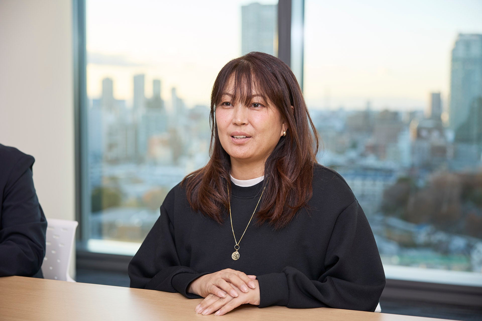 KDDI パーソナル事業本部 パーソナル第2営業本部 UQ事業推進部 鋤柄 友絵