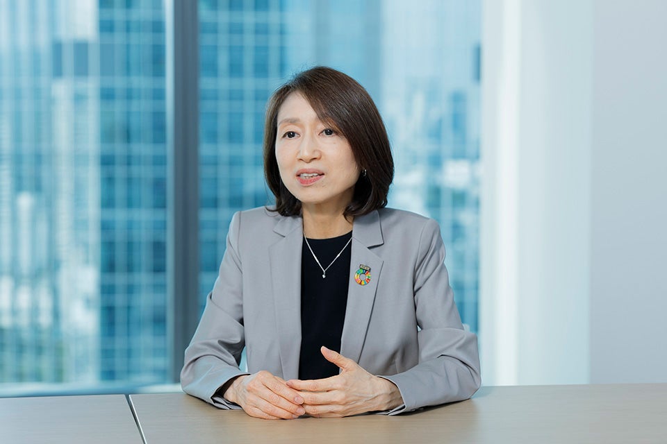 KDDI コーポレート統括本部 サステナビリティ経営推進本部長 矢野 絹子
