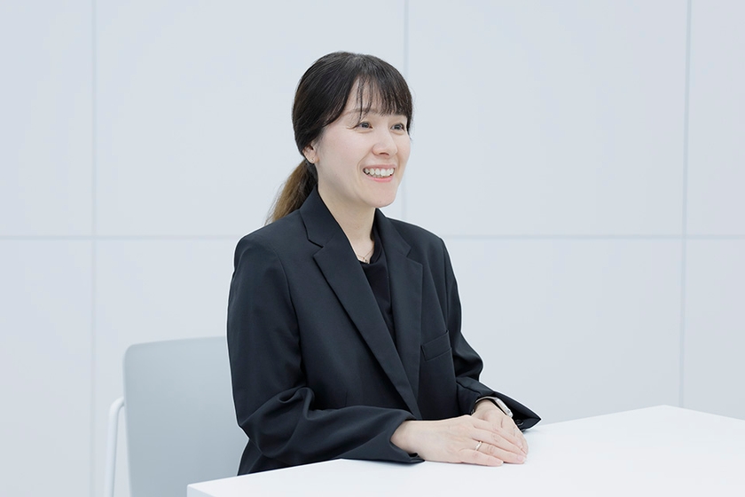 KDDI 経営戦略本部 地域共創推進部 日野 有理砂