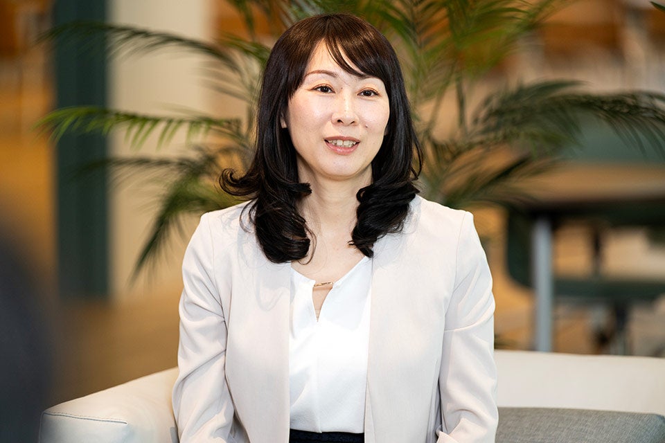 KDDI 先端技術企画本部 先端企画統括部 副部長 田名部 浩美