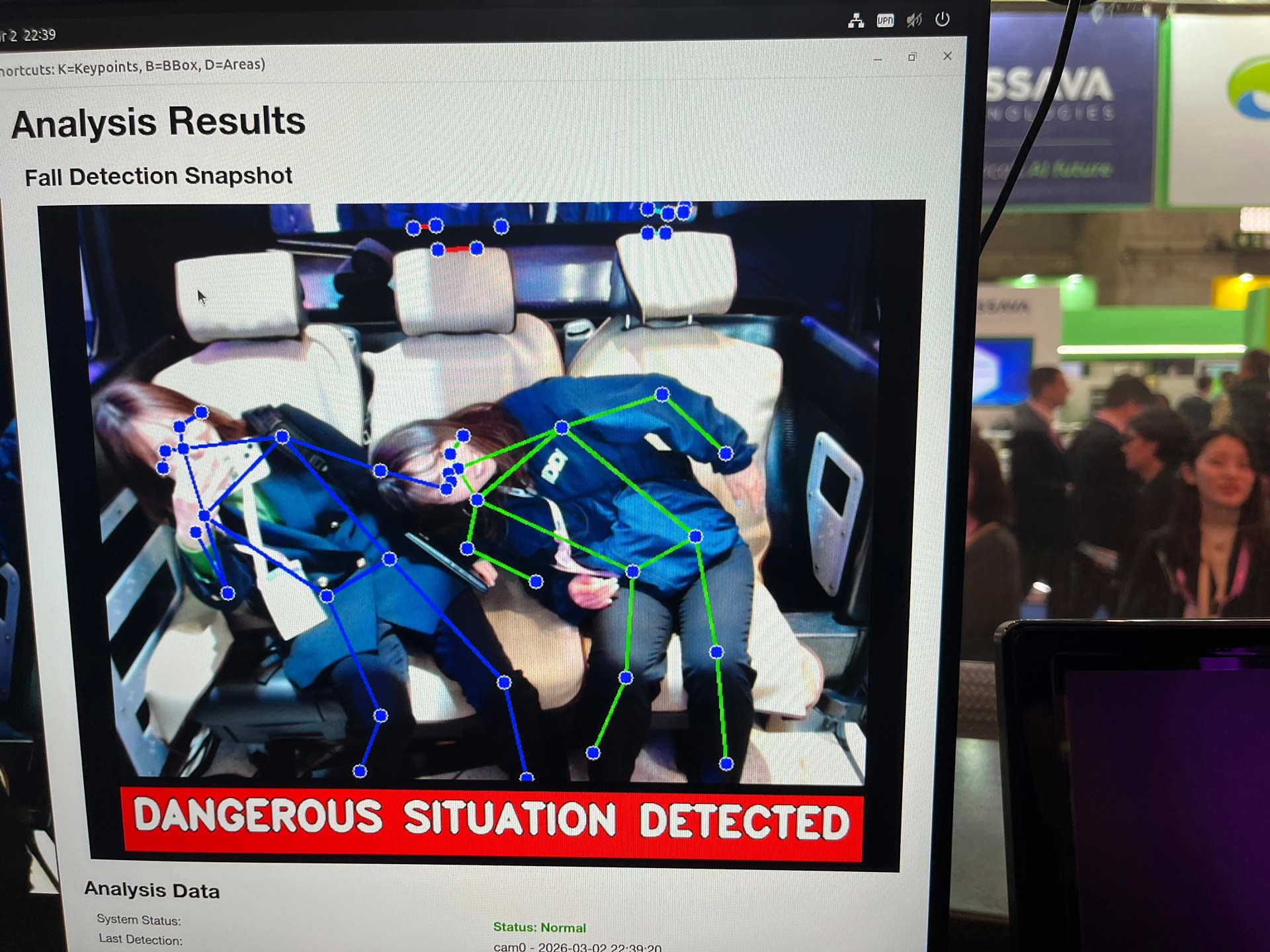 車内で異常が発生するとモビリティコントロールセンターにつながる