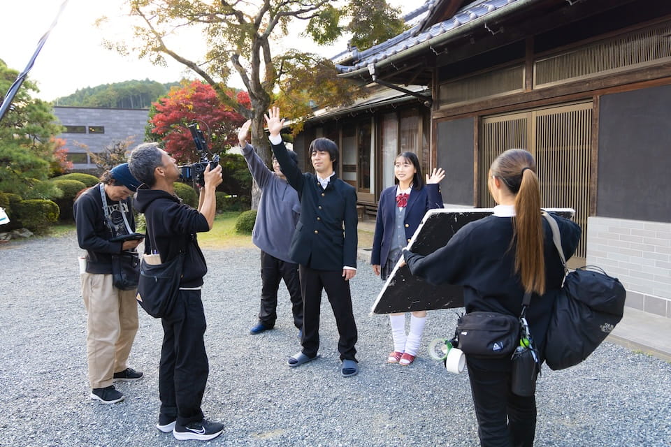 16話でデパルマ先輩とその息子・春人を見送る晋平、ノベル、エリーゼ