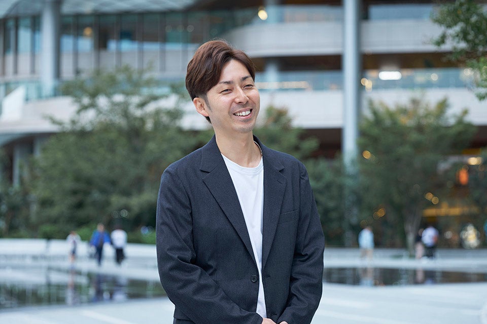 KDDI ビジネス事業本部 ビジネスイノベーション本部 ビジネスイノベーション推進2部 岡部 純