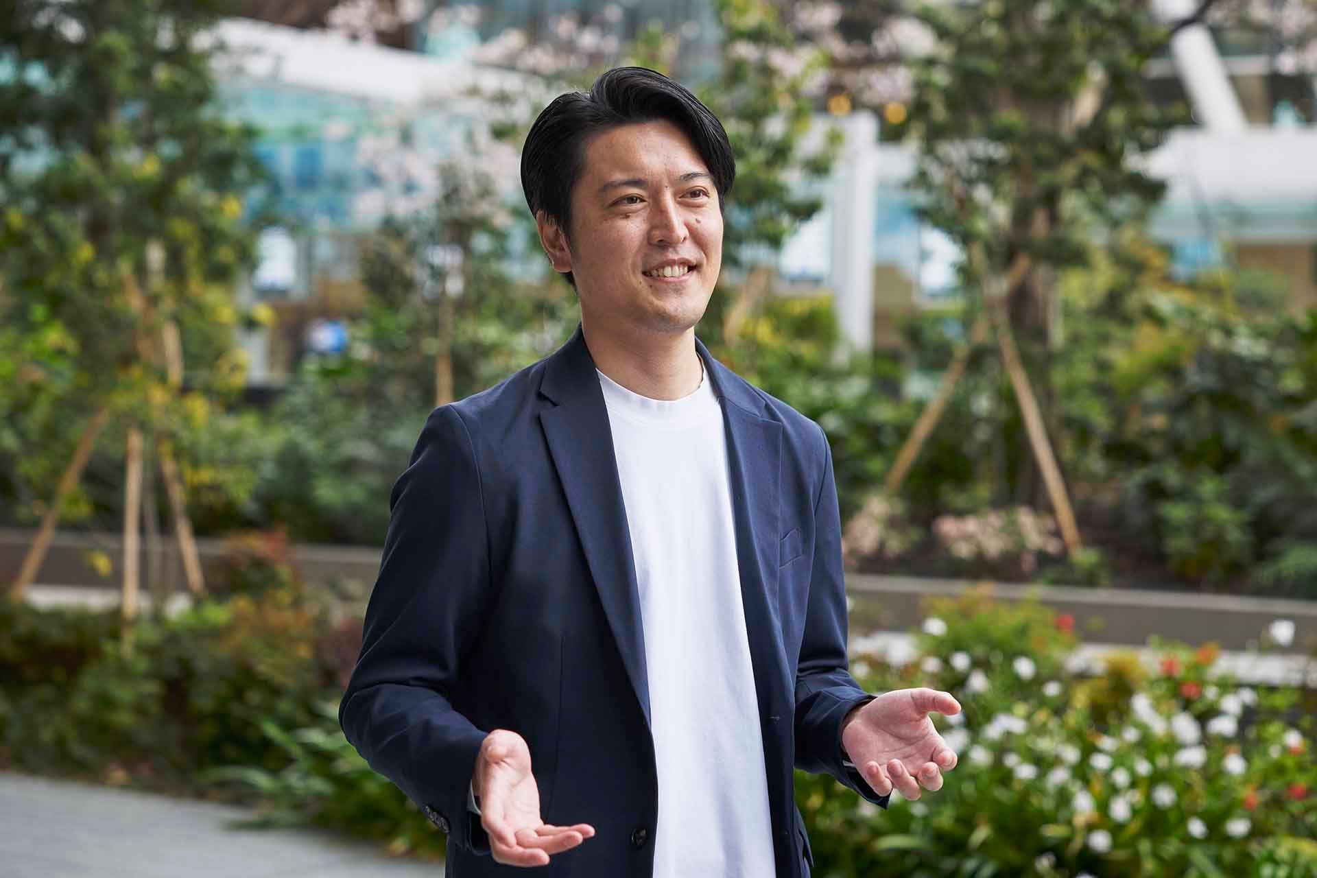 KDDI ビジネスグロース事業本部 グロース事業開発本部 グロースビジネス企画2部 手塚 智之