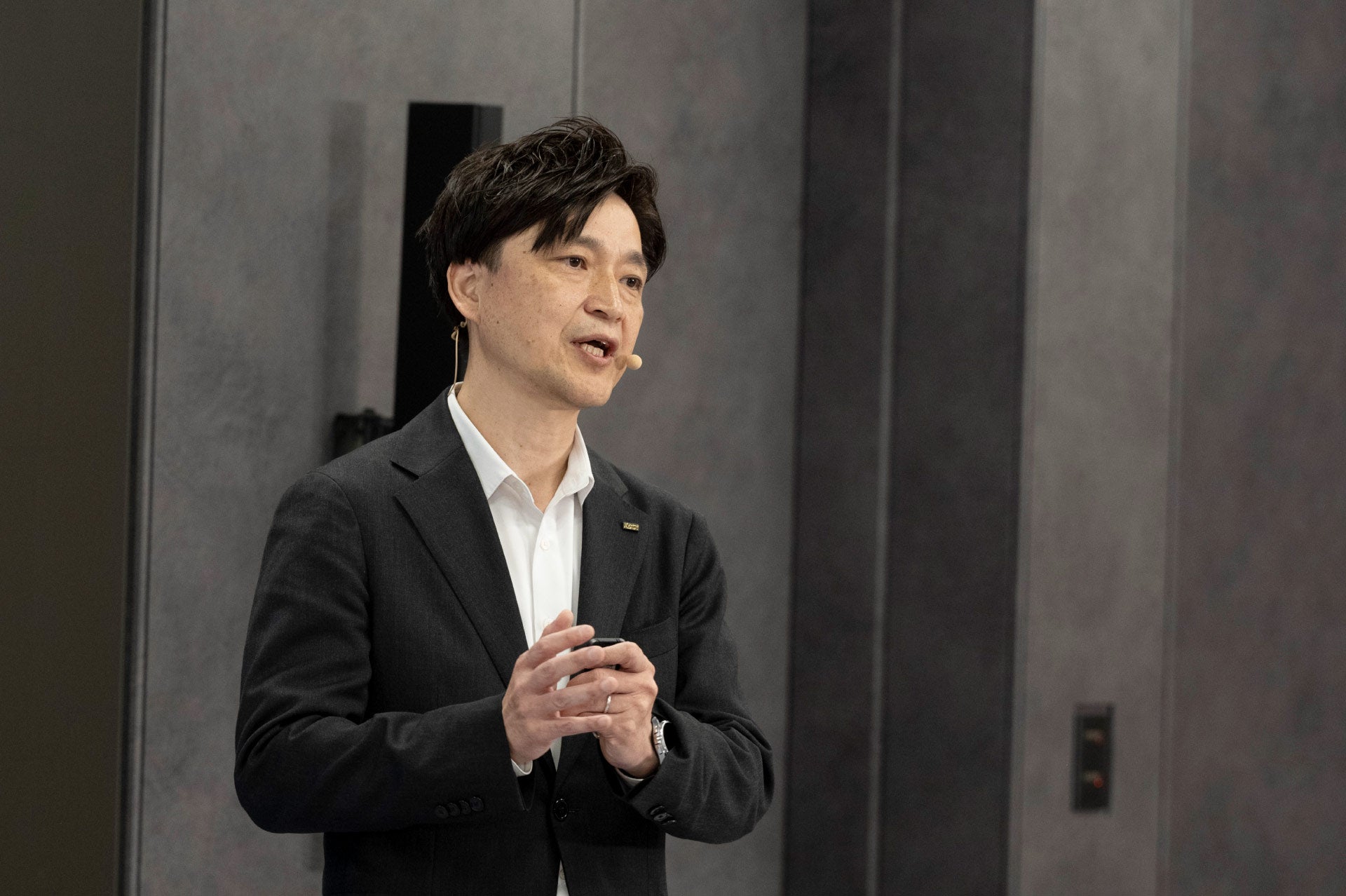 KDDI ビジネスグロース事業本部 グロース事業開発本部長 鶴田 悟史