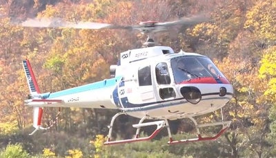 国内初の『ヘリコプター基地局』が電波を発射！ 空から遭難者の位置を特定