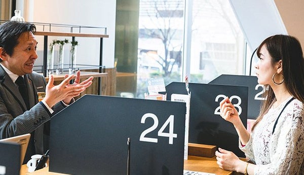 お近くのauショップで「手話サポート」！ 相談から契約まで、ますます身近に