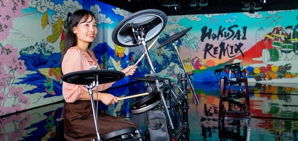 ドラムを叩いて葛飾北斎の浮世絵世界へ！GINZA 456で体験型アート展「HOKUSAI REMIX」を開催