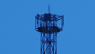 真の「つながりやすさ」を実感してもらうために 屋久島・世界自然遺産登録地域のLTEエリア化に成功