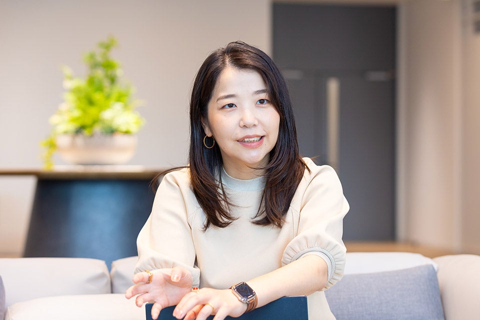 KDDI 事業創造本部 LXビジネス企画部 奥谷 千尋