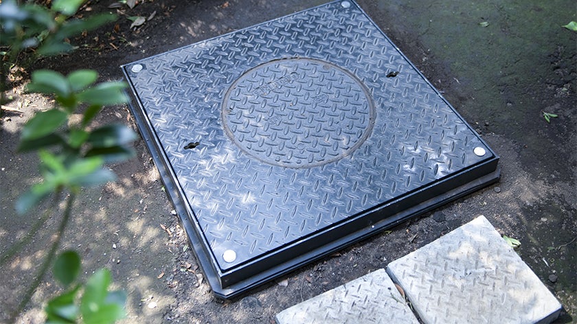 景観をさまたげない「埋設型5G基地局」を国内初*導入