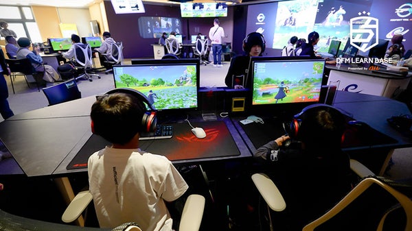 未来のeスポーツプレイヤーを応援！親子で学ぶプロ選手の直接指導